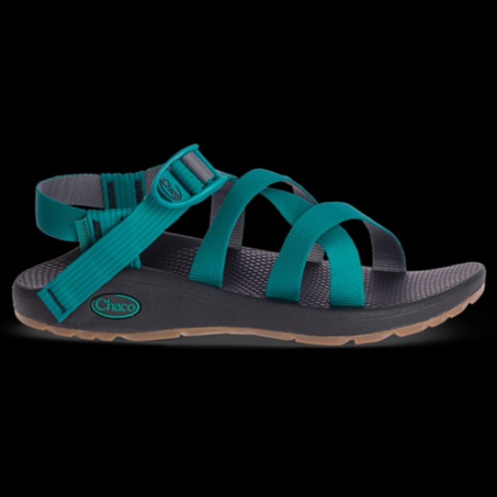 Chaco women’s size 8 banded Z cloud sandals